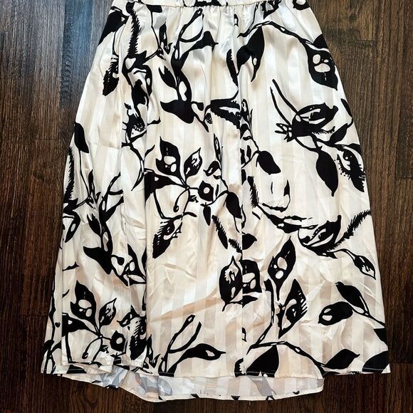 Nikki Lund Ryan Midi skirt - Picture 3 of 5